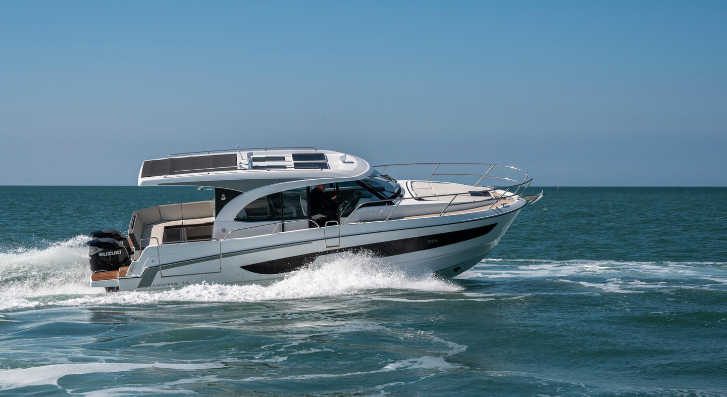 Antares_11_Exterior_04