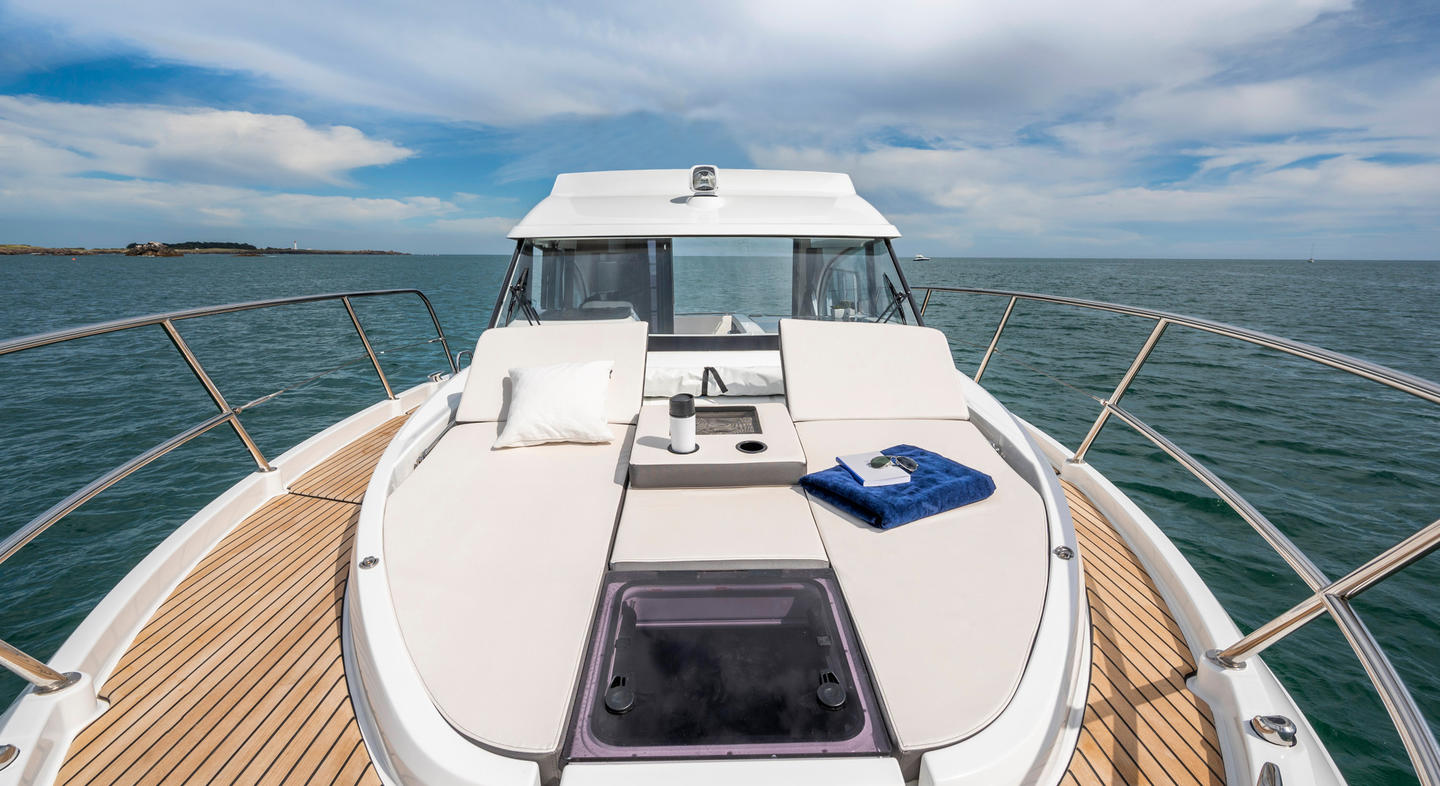 Antares_11_Exterior_12