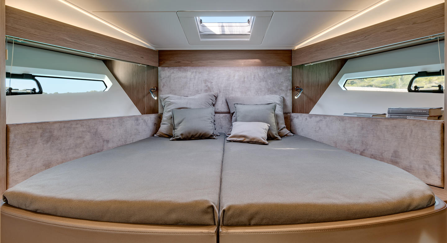 Gran Turismo 46 Interior